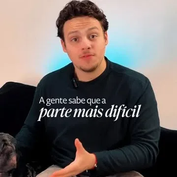 Uma vida compartilhada é feita de pequenos momentos que se tornam lembranças para sempre. O carinho, a companhia e todas as histórias vividas com um pet merecem ser tratados com muito respeito, inclusive na hora da despedida. O Pet Céu está aqui para acolher sua família nesse momento, com cuidado e sensibilidade. Conheça nossos planos para pets e converse com nossa equipe pelo link.